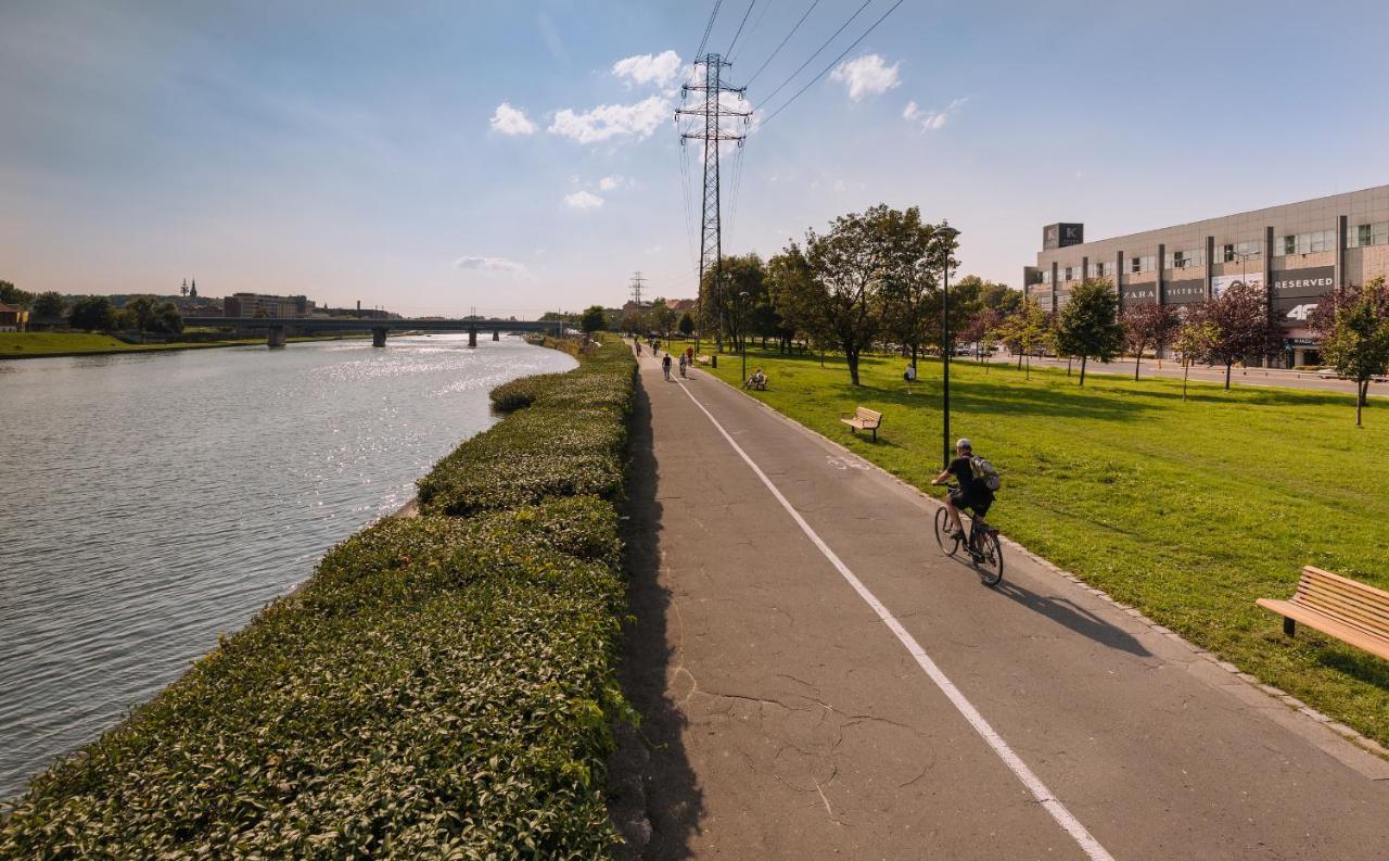Apartmentprestige - Boulevard Krakow Bagian luar foto